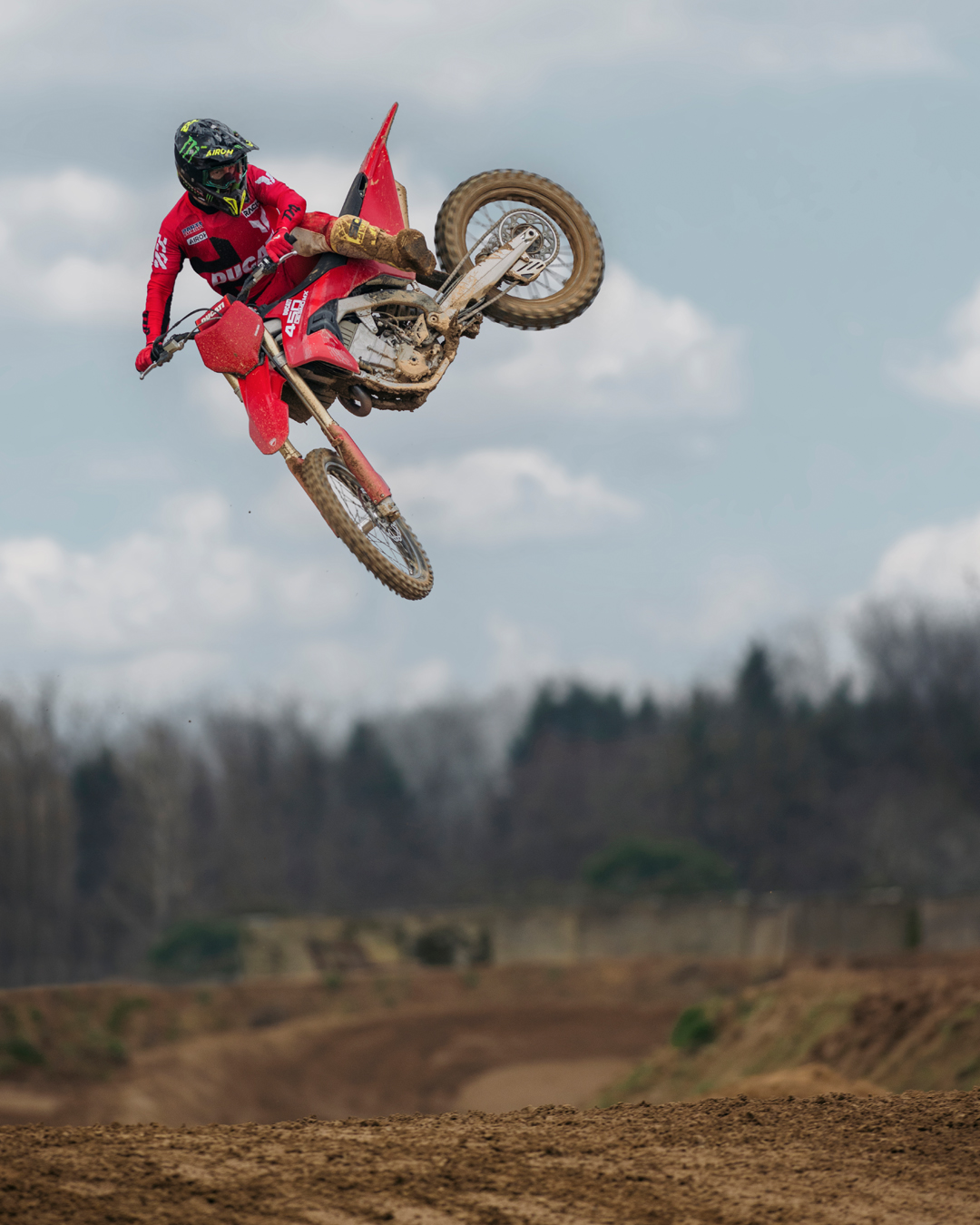 Ducati-Desmo450-MX-MY26-overview-mosaic-gallery-1080x1350-02