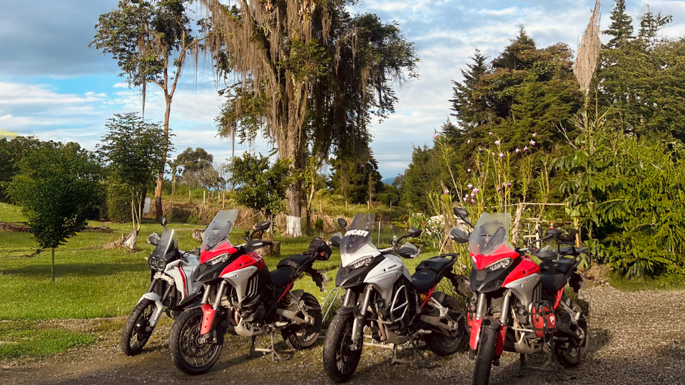 slide-ducati-adventure-tours-colombia-5